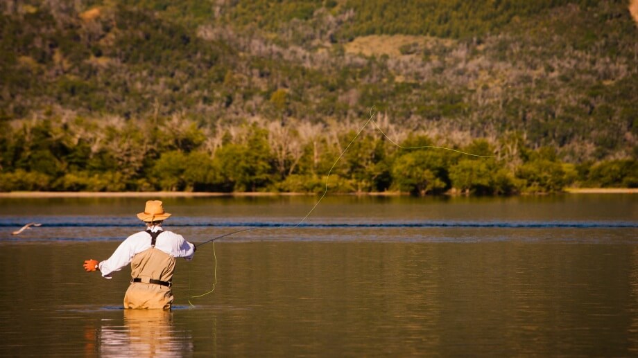 pesca con mosca en villa lago meliquina